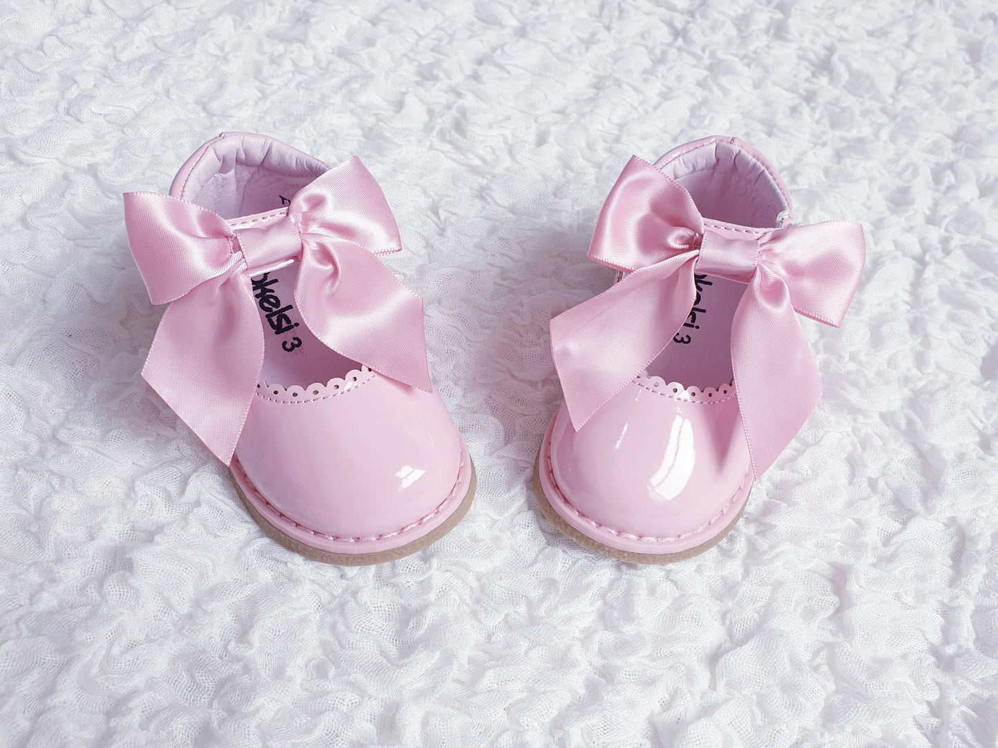 Pink Bow Shoes