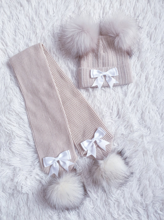 Beige Hat & Scarf Set with White Bows