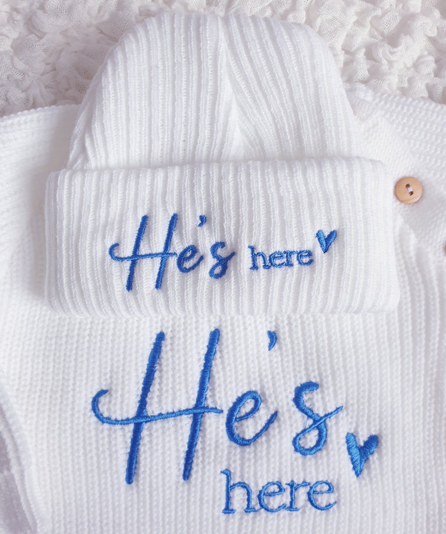 Baby Girls/Boys "She's Here" & "He's Here" Knitted Romper & Hat Set