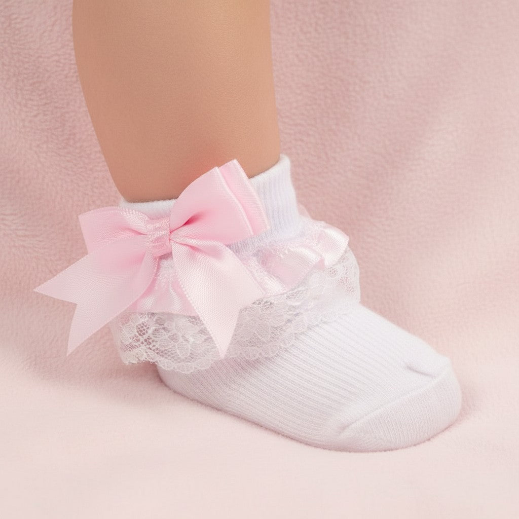 Frilly Ankle Bow Socks