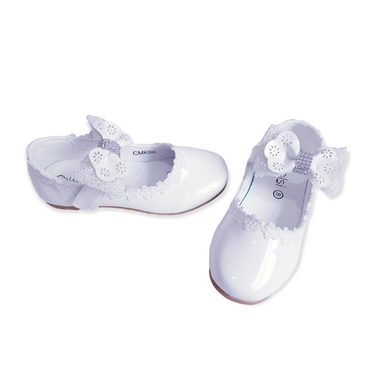 White Flower's & Bow Shoes (older girls sizes 8 - 2)